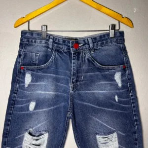 Bermuda Jeans Dark Destroyed · Botão Vermelho Ref 27